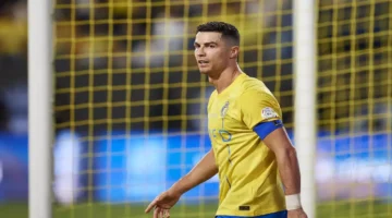 بدلاء كريستيانو رونالدو.. الدوري السعودي يخطط لضم أسطورتين من البريميرليج خلال الصيف المقبل